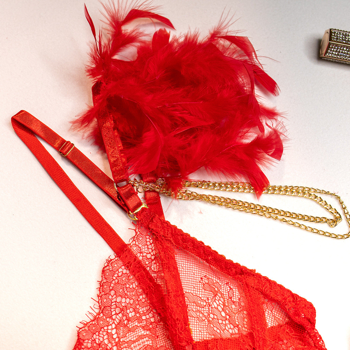 Wholesale Red Sexy Lace Bra and Panties Set with Feather Details Strapy Details